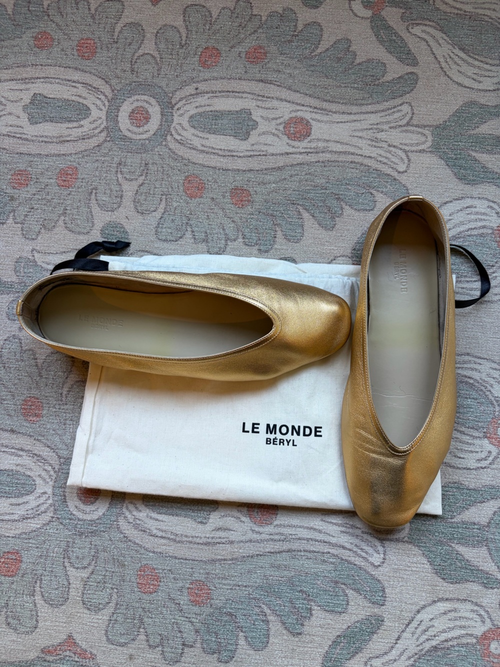 Le Monde Beryl Luna Gold Ballet Flats